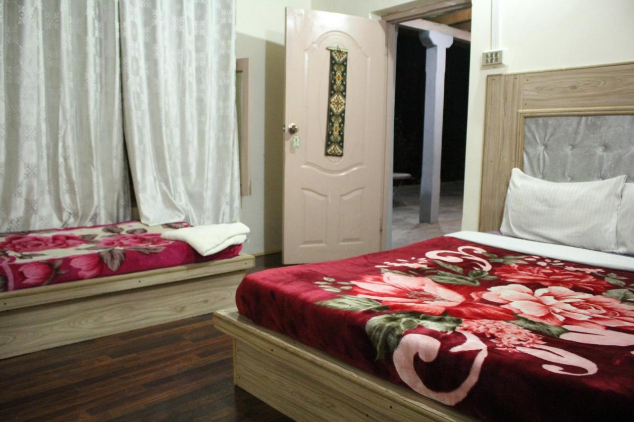 Baltit Heritage Inn Karimabad  Экстерьер фото