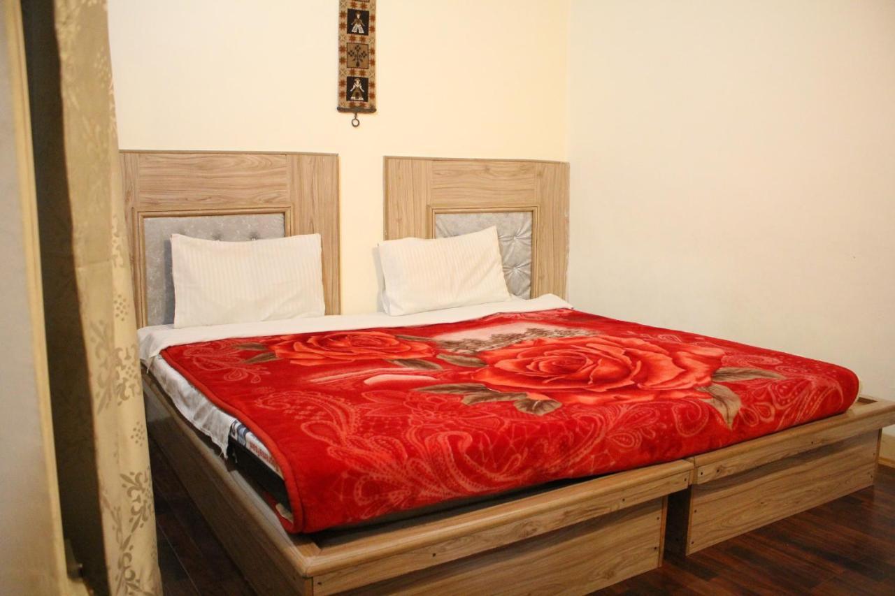 Baltit Heritage Inn Karimabad  Экстерьер фото